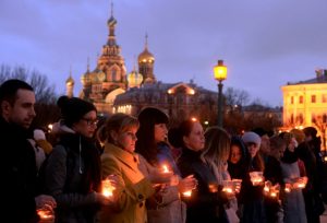 Inician entierros de las víctimas del atentado en Rusia