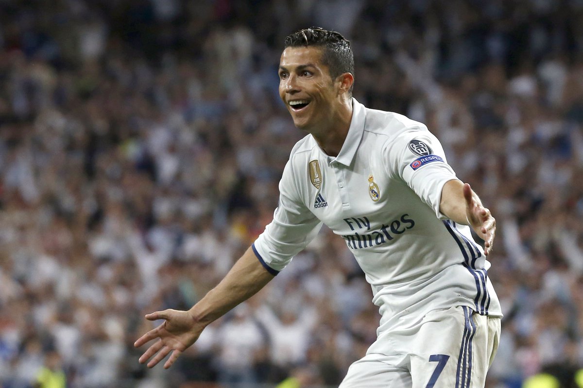 Cristiano Ronaldo primer jugador en alcanzar 100 goles en Champions League