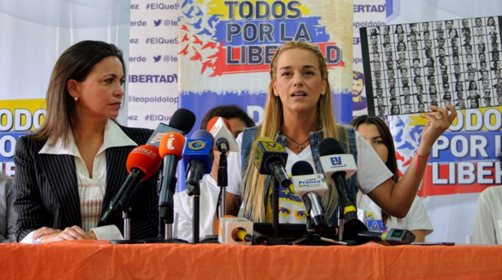 Mujeres de la oposición instan a marchar pacíficamente en Venezuela