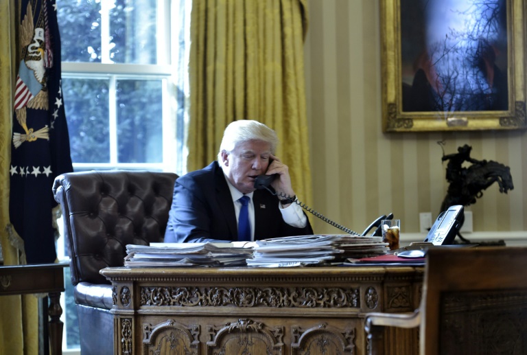 Trump y Putin mantendrán una conversación telefónica este martes