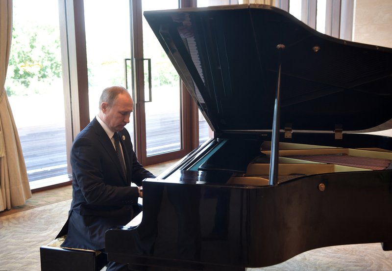Vladimir Putin no sabe qué canción tocar cuando se reúna con Donald Trump
