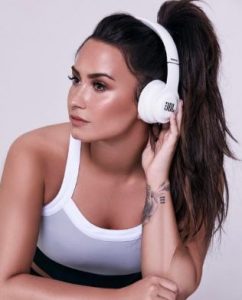 La actriz, cantante y compositora estadounidense de tan solo 24 años, contara vida a través de su nuevo documental, “I Am: Demi Lovato”.