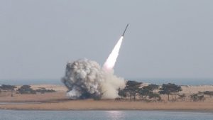 EEUU prueba con éxito nuevo sistema de defensa de misiles