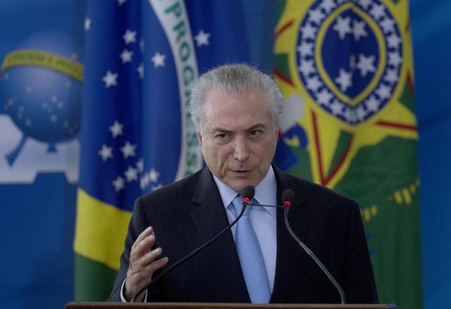 Presidente de Brasil dice que renunciar equivaldría admitir culpabilidad