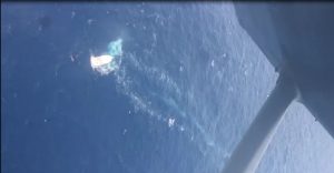 FARD y Armada rescatan náufragos en costas del mar Caribe 