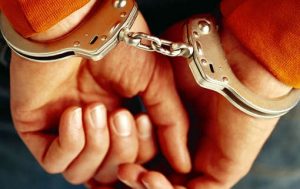 Apresan hombre de 46 años acusado de violar hijastra de 11 en El Valle de Hato Mayor