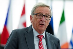 Bruselas pide una “solución política inmediata” a los países que no acogen refugiados