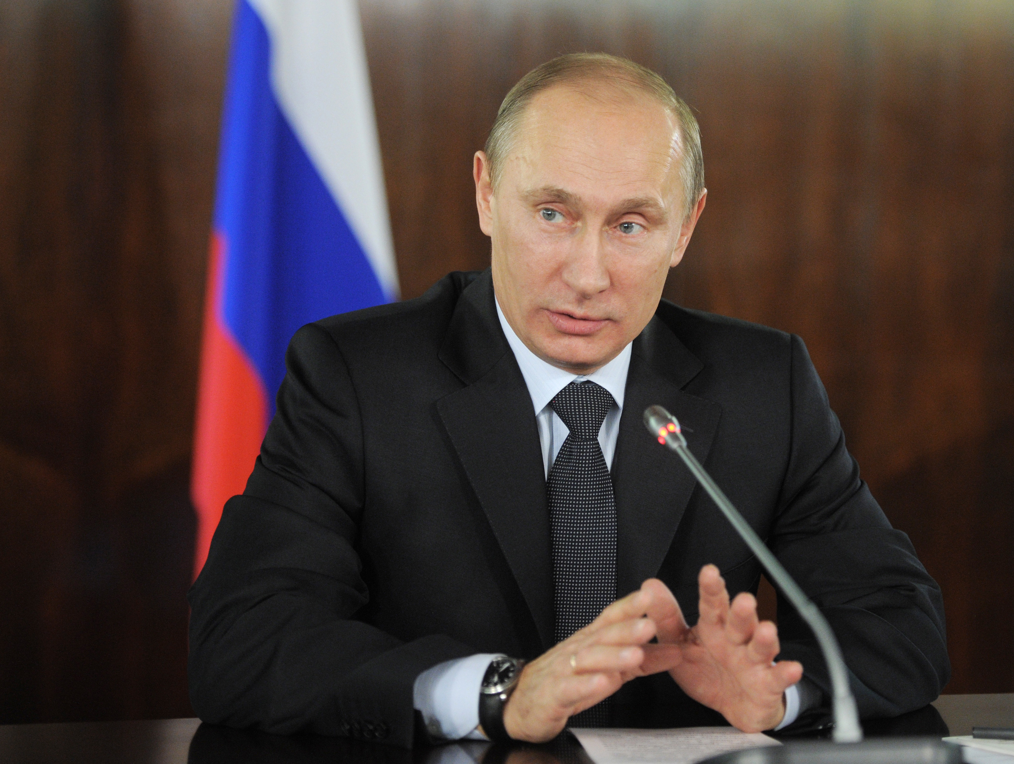 Vladimir Putin: “ningún hacker puede influir en las campañas electorales de ningún país de Europa, Asia o América”