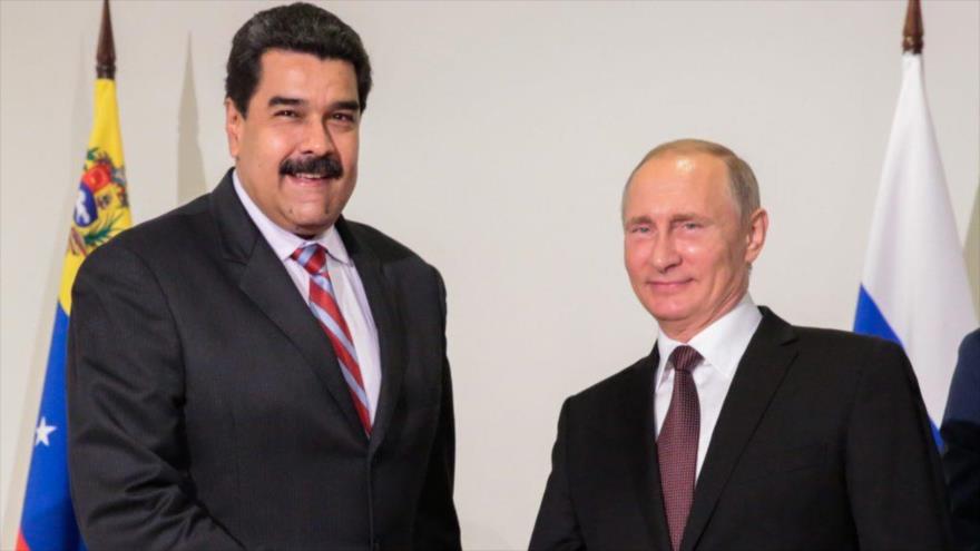 Maduro conversa con Putin sobre situación política de Venezuela