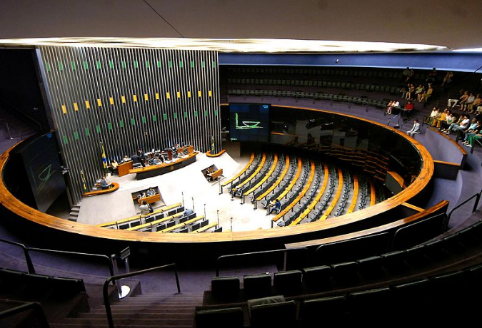 Brasil: Cámara de Diputados decide futuro Temer