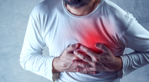 Insomnio prolongado eleva riesgo de sufrir un paro cardíaco 