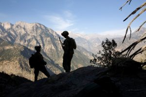Talibán mata dos policías en el oriente de Afganistán