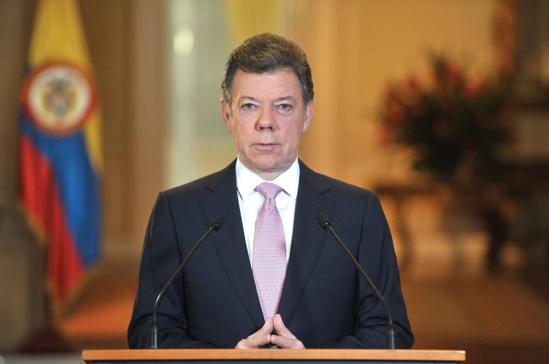 Presidente de Colombia firma decreto en beneficio a 3,252 miembros de las FARC