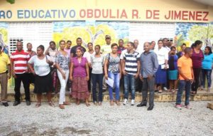 Padres de Las Garitas en Samaná se oponen a traslado de alumnos

