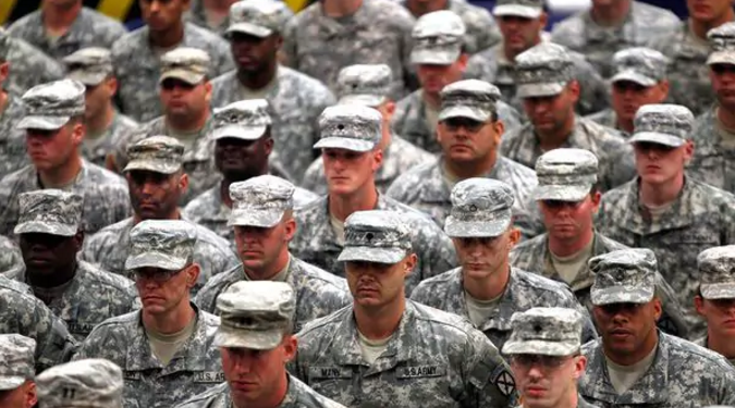 19 fiscales pidieron protecciones para los militares transgénero en EEUU, por el anuncio de Donald Trump