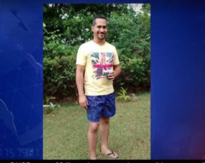 República Dominicana.- Fue hallado calcinado un vehículo que se cree es propiedad de Eddy Peña, de 34 años de edad, quien según versiones fue raptado en Gascue ayer lunes y desde entonces se desconoce su paradero.