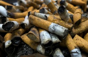 La FDA de EE. UU., quiere reducir la nicotina en los cigarrillos