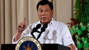 Duterte amenaza con bombardear políticos vinculados con narcotráfico