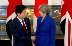 Japón y Reino Unido tratan 