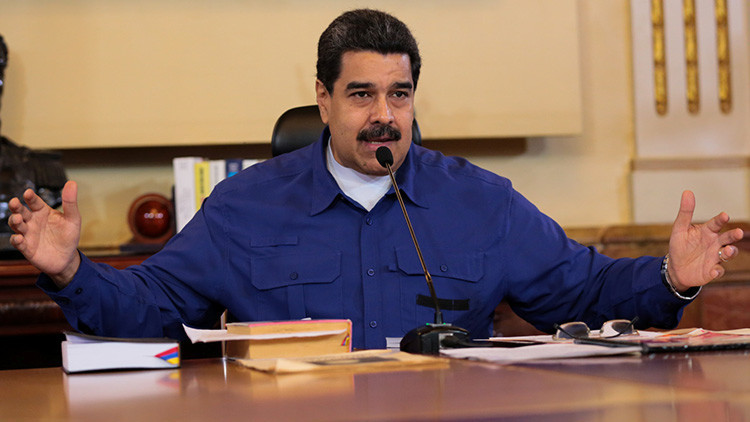 Santos es un alacrán": Maduro critica al presidente de Colombia