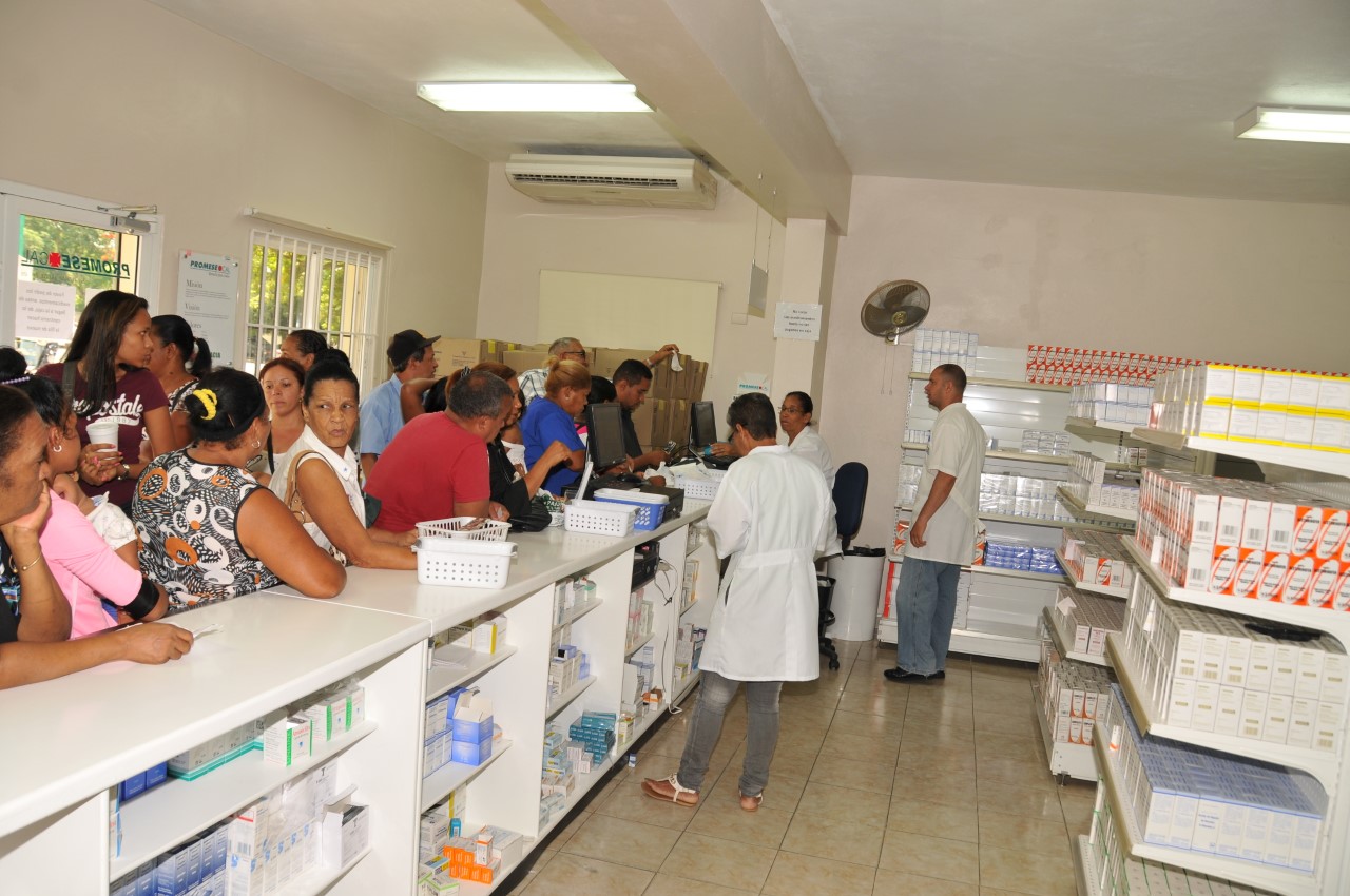 Dominicanos se ahorran más de tres mil millones en medicamentos