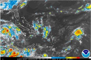 Pronostican aguaceros con tronadas por vaguada y onda tropical; emite alerta para provincias 