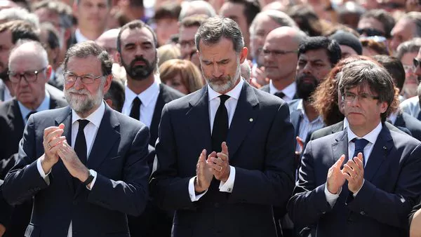 Homenajean víctimas del atentado en Barcelona