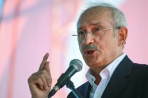 Turquía: El líder de la oposición afirma que el país tiene 