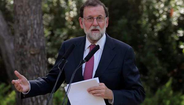 Mariano Rajoy pide al  gobierno de Cataluña  renunciar a sus planes 