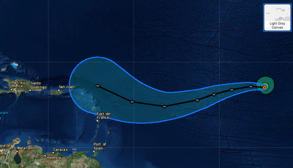 Irma se fortaleció en su ruta hacia el Caribe y volvió hoy a categoría 3 con vientos máximos sostenidos de 195 km/h, y se espera que permanezca como 