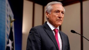 El Gobierno de Chile descartó este lunes que pedir un diálogo para posibilitar una solución a la crisis de Venezuela implique una intromisión en los asuntos de ese país, como afirmaron las autoridades venezolanas.