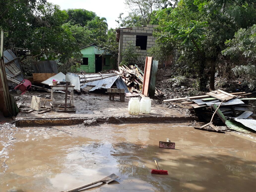 Continúan en albergues familias que perdieron sus viviendas en Ramón Santana, SPM
