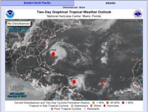 María se fortalece y se convierte en huracán categoría 1