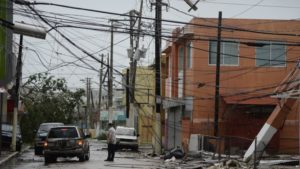 La mala noticia para Puerto Rico es que millones de sus habitantes podrían estar sin electricidad durante varias semanas o quizás meses luego que el huracán María arrasara la isla e inhabilitara la red de energía en todo su territorio.