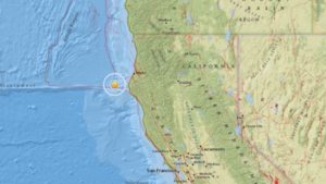 El temblor ha sido replicado rápidamente por otro segundo seísmo de 5,6 más cerca de la costa, ha añadido el USGS. Inicialmente se había informado de que el primero había sido de 5,8 de magnitud.