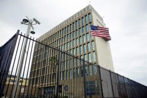 Algunos de los diplomáticos de la embajada estadounidense en Cuba que sufrieron unos misteriosos 