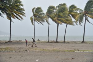 Huracán Irma sigue su recorrido por el Caribe