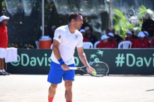 Víctor Estrella jugará en inauguración de primea pista de tenis publica en Cap Cana