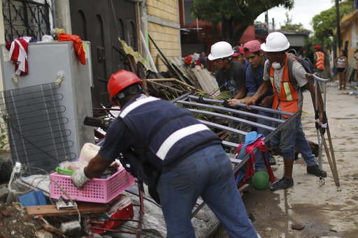 México: solo 103 escuelas de 9,000 mil reanudan docencia tras sismo de 7,1