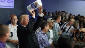 Trump: No podemos mantener ayuda a Puerto Rico “para siempre”
