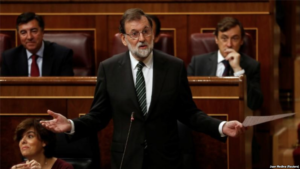 El presidente del Gobierno español, Mariano Rajoy, pidió el miércoles “sensatez” al jefe del Ejecutivo catalán, Carles Puigdemont, para no obligarle a activar a partir de mañana el artículo 155 de la Constitución