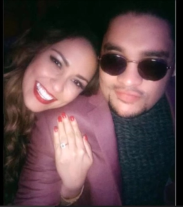 Merenguero Rafely Rosario pide matrimonio a su novia en New York