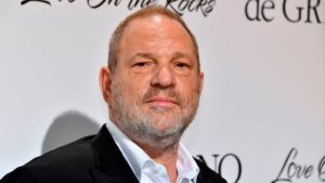 La Policía de Los Ángeles, EE. UU., anunció este jueves que abrió una investigación contra el productor de cine Harvey Weinstein por una supuesta violación ocurrida en 2013.