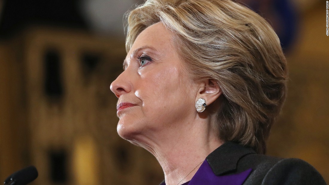 Hillary Clinton se solidariza con familiares de victimas por tiroteo en Las Vegas; lanza duras criticas contra NRA