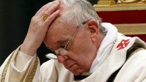 Papa Francisco se manifiesta afligido tras recientes atentados