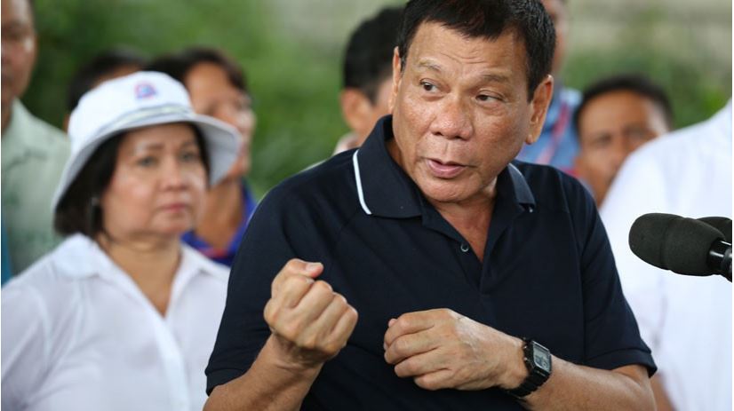 Presidente de Filipinas afirma haber matado a una persona cuando tenía 16 años