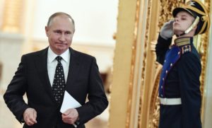 Vladimir Putin presenta solicitud a candidatura presidencial de Rusia