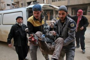 Aumenta a 250 los civiles muertos en el bombardeo en Siria