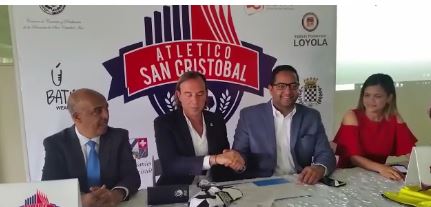 Clubes Atléticos de San Cristóbal y el Boa firman acuerdo para instalar escuela de futbol