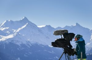 Al menos un muerto y tres desaparecidos por una avalancha en Suiza